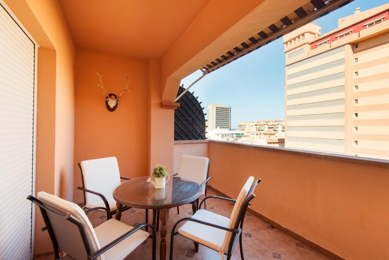 Boliches Center Next To The Beach, Parking, Pool & Terrace Appartement